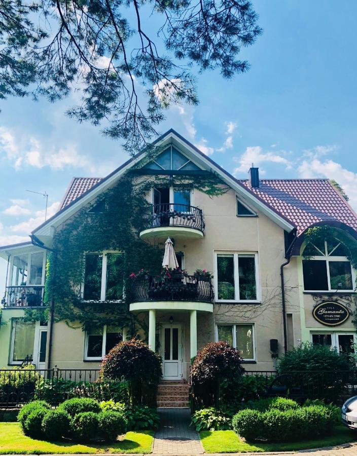 Vila Florena Garden Паланга Екстериор снимка