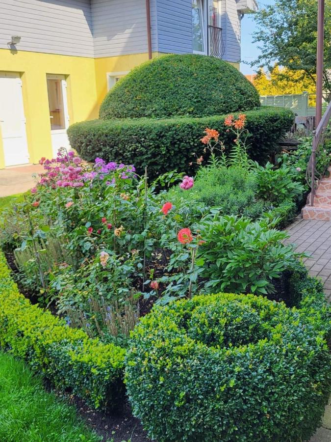 Vila Florena Garden Паланга Екстериор снимка